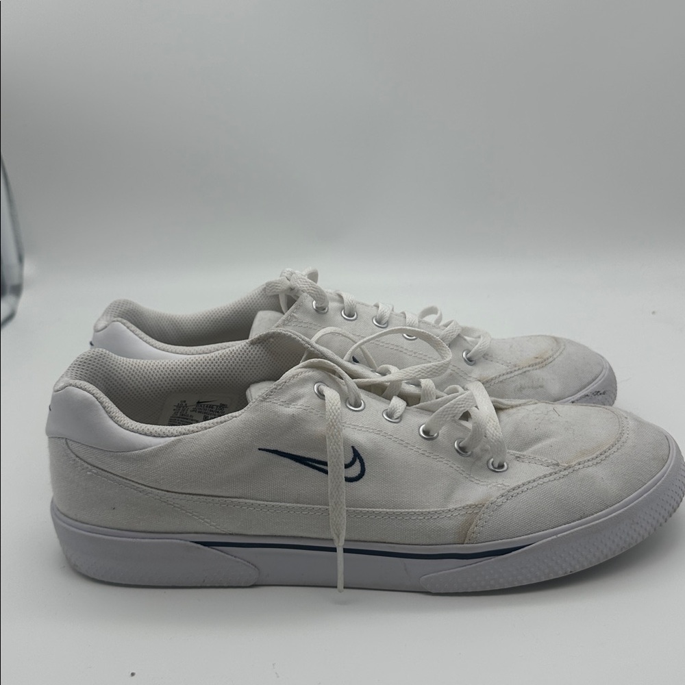 Nike Classic White and Gray Sneakers - Picture 3 of 4